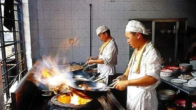 情侣爱爱高清视频
